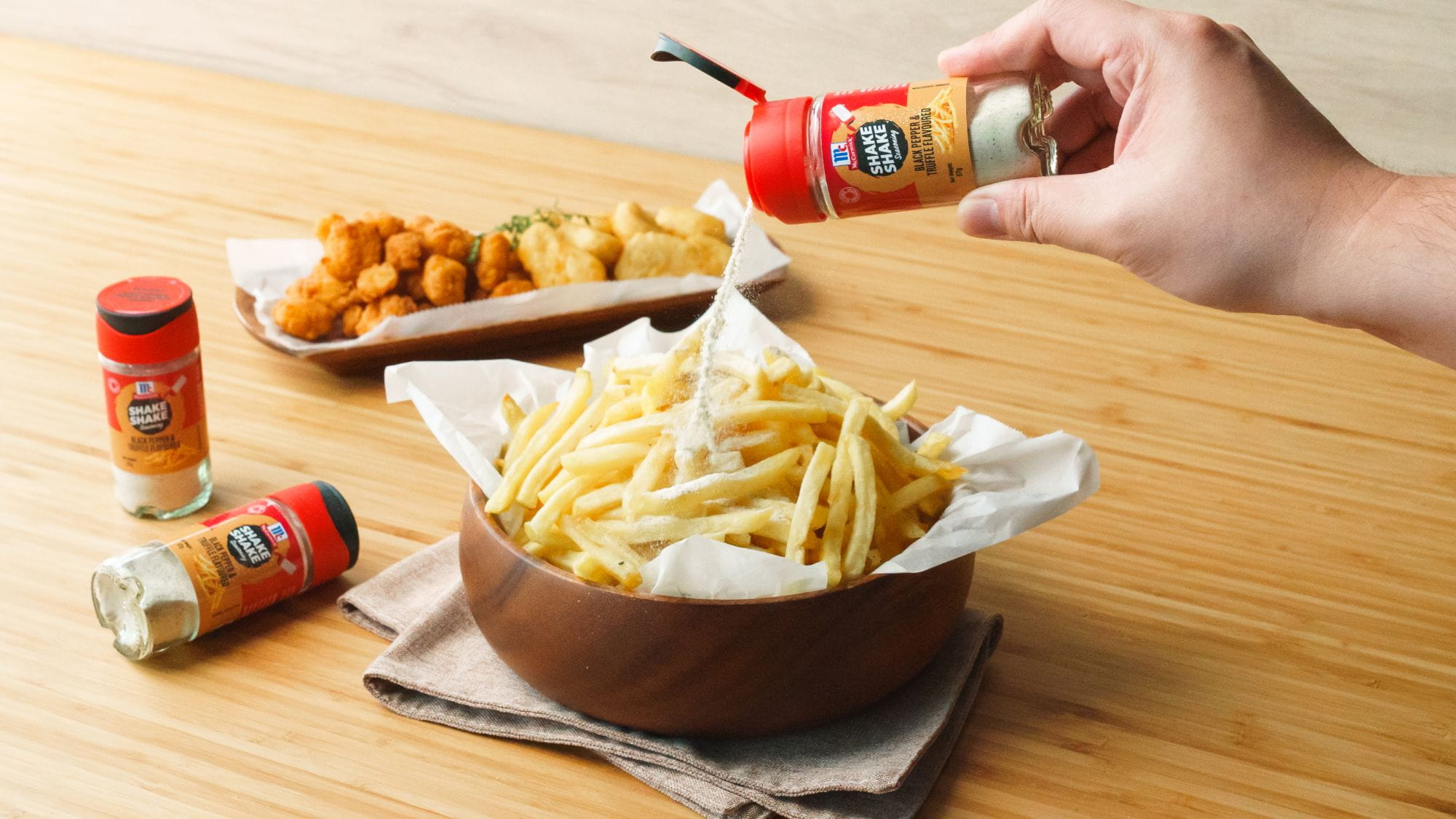 McCormick® Shake Shake Seasoning Black Pepper & Truffle