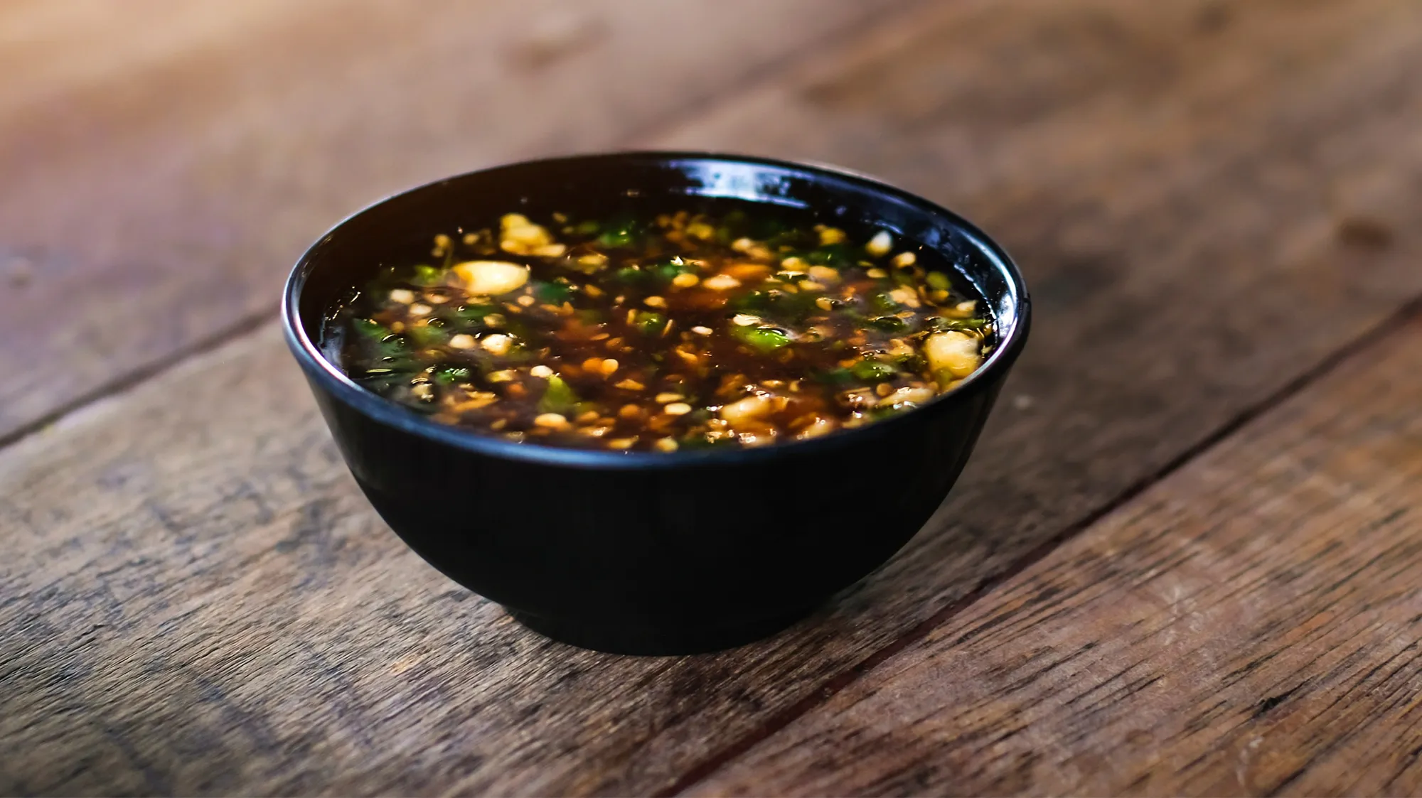 ChunkyCrispySavoryandSpicyHotpotDip2000x1125