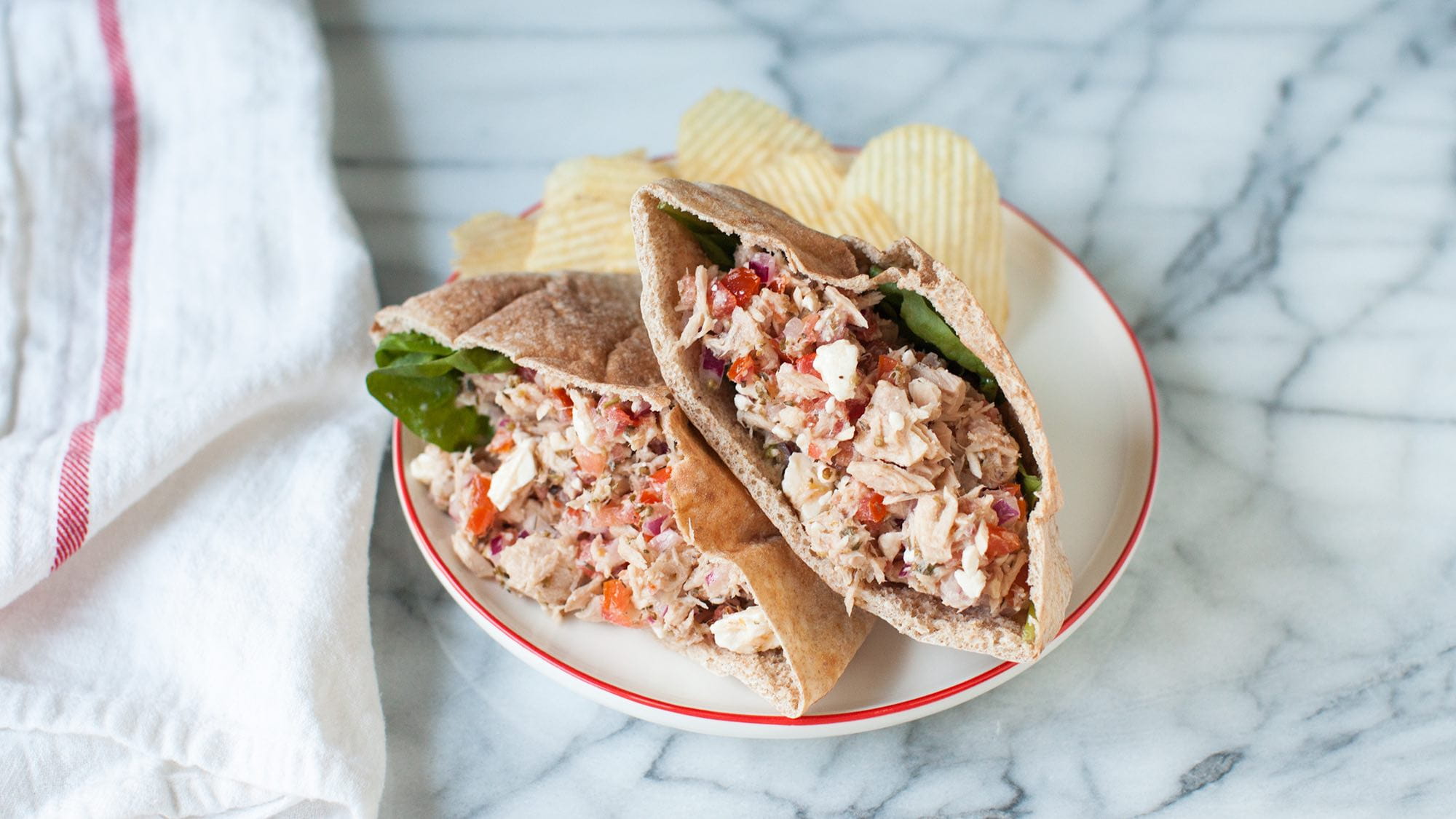 GREEK TUNA SALAD POCKETS