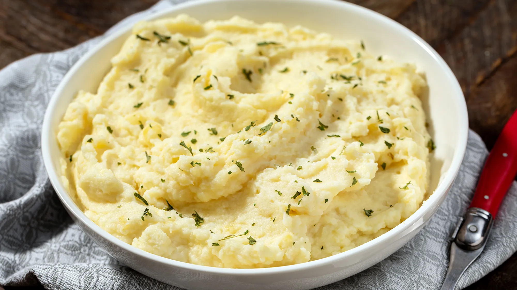 MCK-WebsiteImages-GarlicMashedPotatoes-Desktop-2000x1125