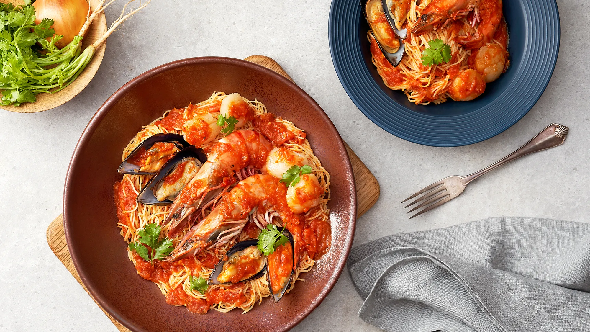 Singles_AngelHairPastawithSeafood-Desktop-2000x1125