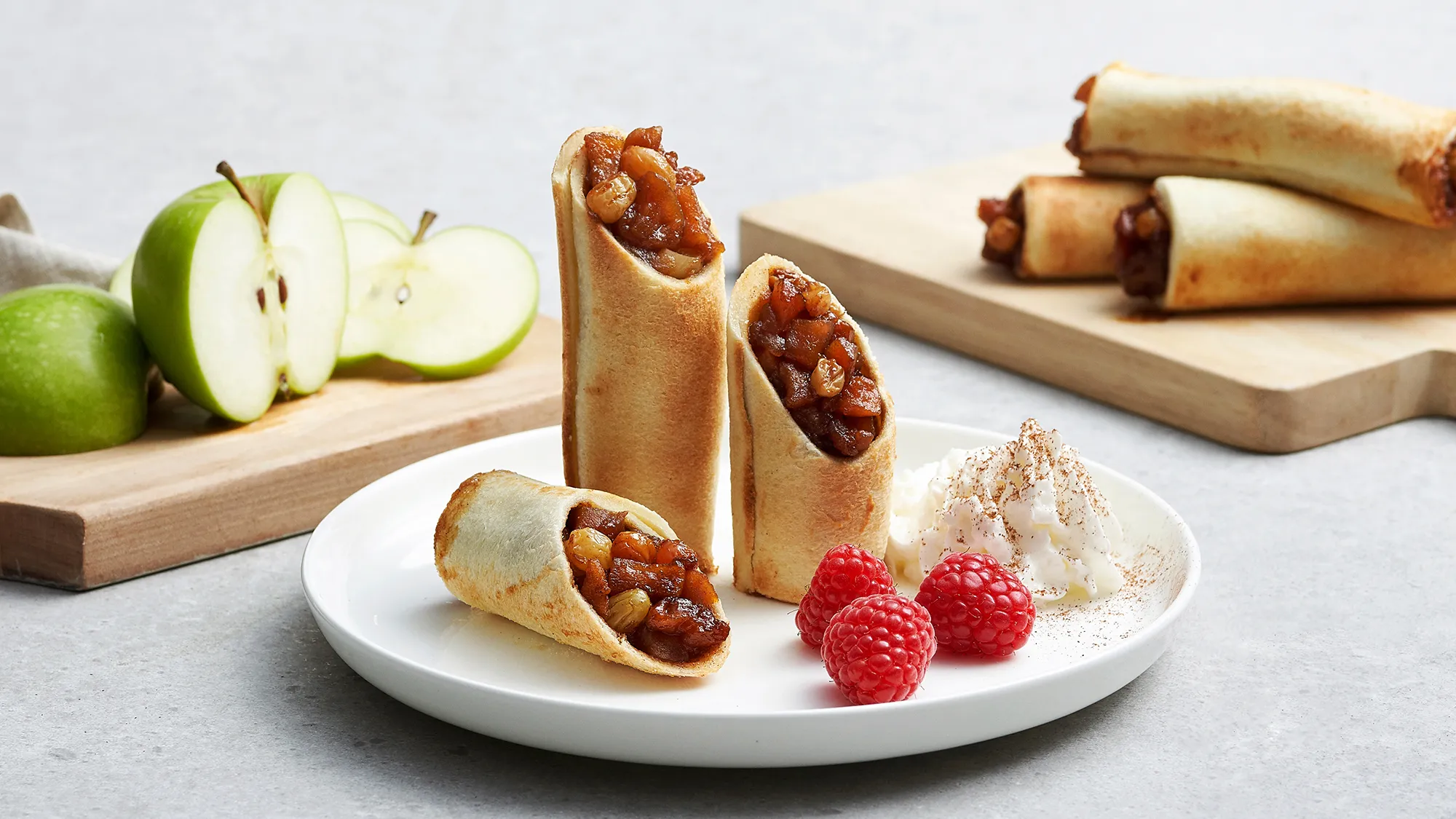 Singles_AppleCinnamonBreadRoll-Desktop-2000x1125