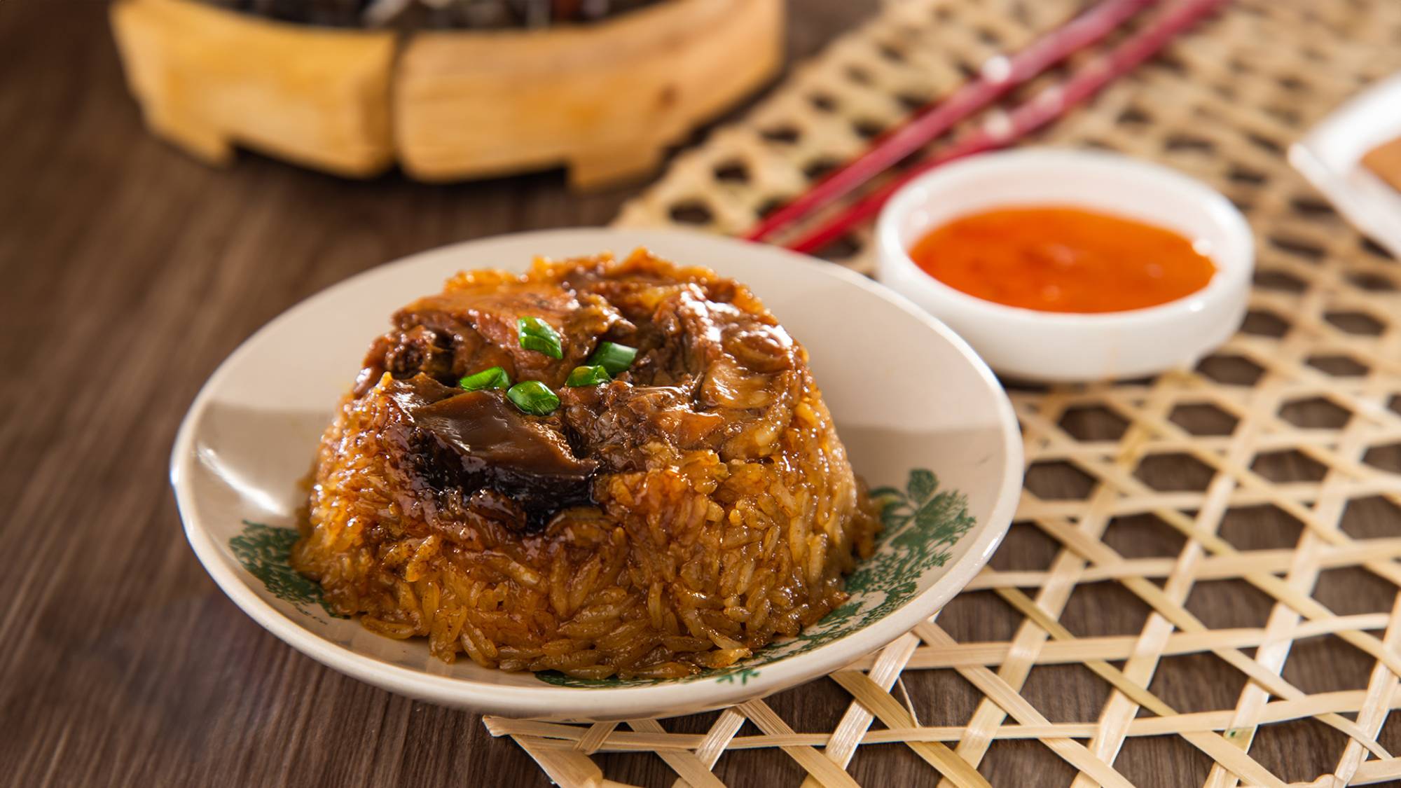 Spicy-Chicken-Glutinous-Rice_2000x1125