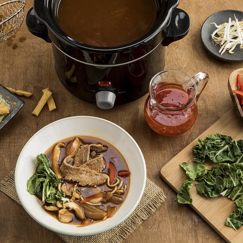 ASIAN HOT POT BROTH WITH TANGY CHILI SAUCE | McCormickAsia.com